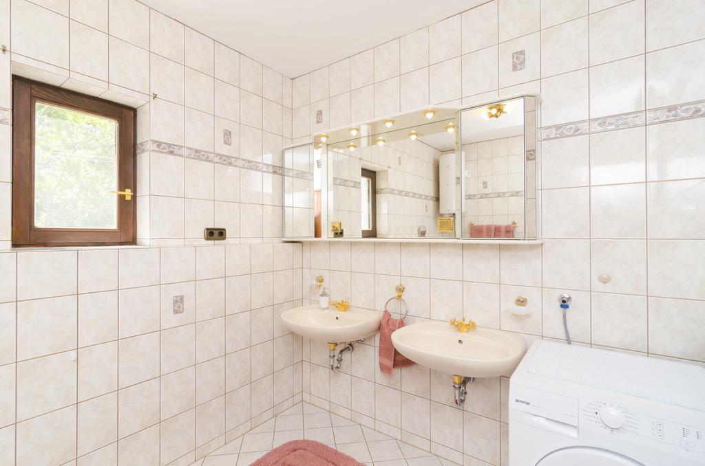 Apartment Nadine Okuklje Εξωτερικό φωτογραφία